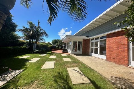 Photo of property in 77 Sunnybrae Road, Hillcrest, Auckland, 0627