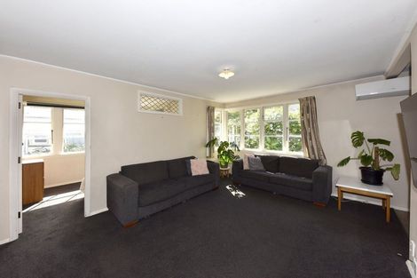 Photo of property in 15 Defoe Place, Waltham, Christchurch, 8023