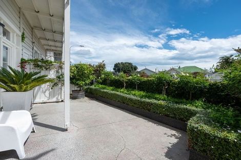 Photo of property in 8 Battery Road, Ahuriri, Napier, 4110