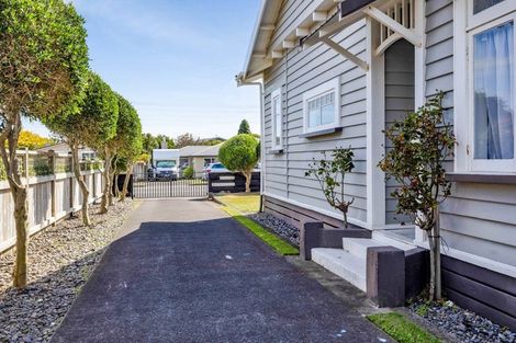 Photo of property in 21 Maire Street, Hawera, 4610