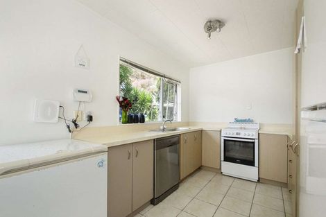 Photo of property in 47 Riverton Drive, Randwick Park, Auckland, 2105