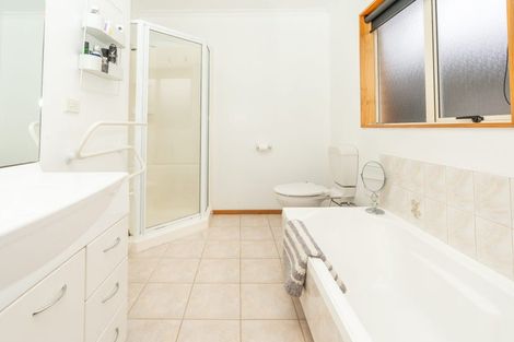 Photo of property in 4 Logan Court, Chartwell, Hamilton, 3210