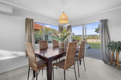 Photo of property in 30 Kereru Place, Pyes Pa, Tauranga, 3112