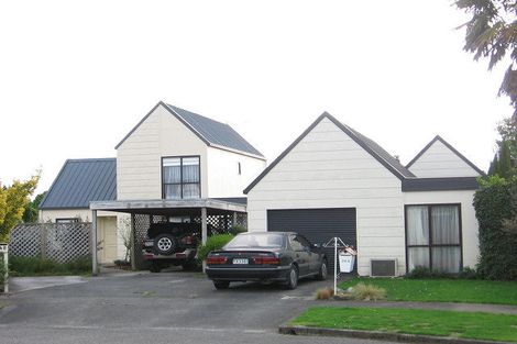 Photo of property in 24a Dorset Crescent, Hokowhitu, Palmerston North, 4410