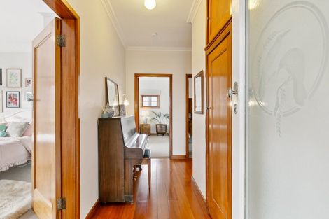 Photo of property in 25 Waikato Street, Island Bay, Wellington, 6023