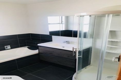 Photo of property in 43 Clifford Road, Johnsonville, Wellington, 6037