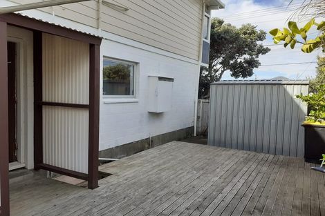 Photo of property in 192f1 Onepu Road, Lyall Bay, Wellington, 6022