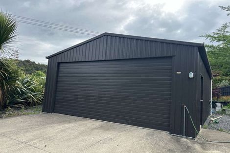 Photo of property in 48 Oxford Road, Lake Rotoma, Rotorua, 3074