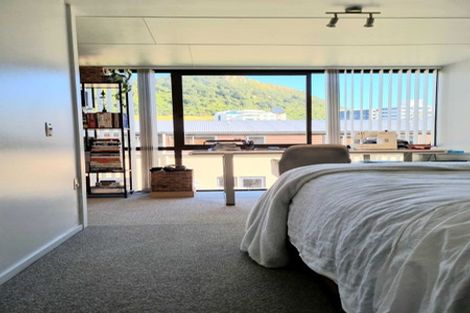 Photo of property in 40 Maunganui Road, Mount Maunganui, 3116