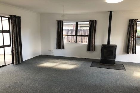 Photo of property in 3/10 King Edward Avenue, Papakura, 2110