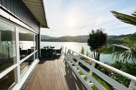 Photo of property in 12 Bayview Crescent, Duvauchelle, 7581