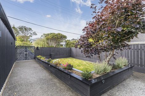Photo of property in 10 Tarawera Road, Johnsonville, Wellington, 6037