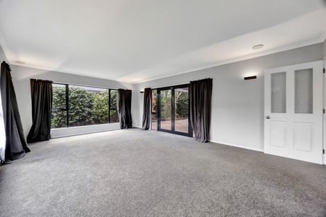 Photo of property in 25 Montrose Crescent, Huntington, Hamilton, 3210