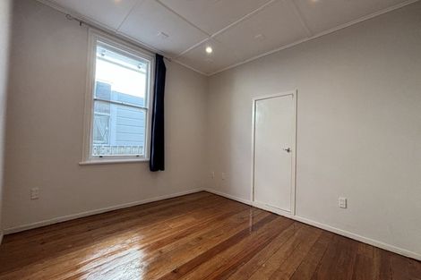 Photo of property in 377 Adelaide Road, Newtown, Wellington, 6021