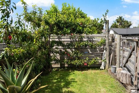 Photo of property in 2 Tavarnya Way, Patumahoe, Pukekohe, 2679
