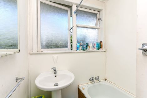 Photo of property in 65a Endeavour Street, Marfell, New Plymouth, 4310