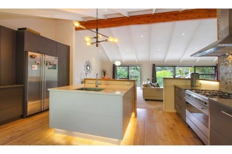 Photo of property in 30 Trelawny Place, Hillcrest, Auckland, 0627