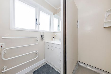 Photo of property in 140 Great South Road, Manurewa, Auckland, 2102