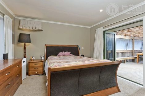 Photo of property in 3 Hercules Drive, Henderson, Auckland, 0612