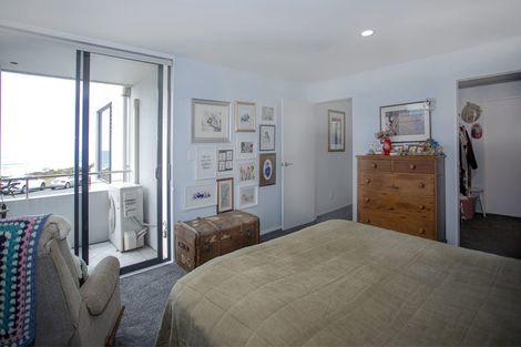 Photo of property in 203 Marine Parade, Mount Maunganui, 3116
