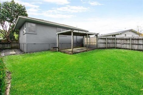 Photo of property in 29 Woodside Road, Massey, Auckland, 0614