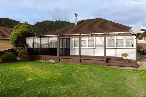 Photo of property in 96 Hall Street, Cobden, Greymouth, 7802