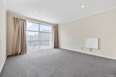 Photo of property in 13 The Track, Takanini, 2112