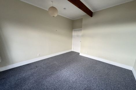 Photo of property in 27 Shannon Street, Mount Victoria, Wellington, 6011
