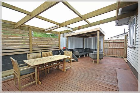 Photo of property in 47 Park Street, Foxton, 4814