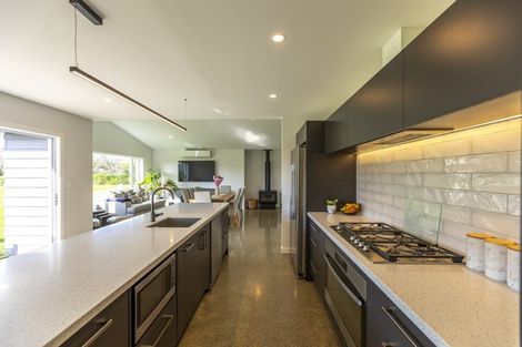 Photo of property in 62 River Road, Otane, Waipawa, 4271