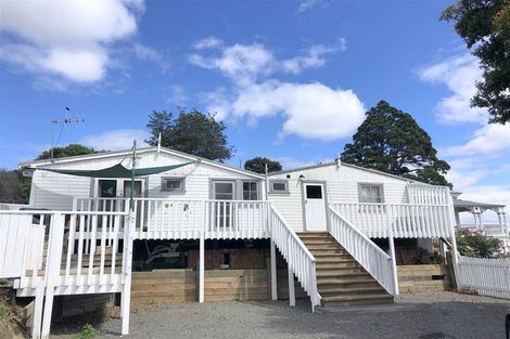 Photo of property in 11 Service Lane, Waipukurau, 4200