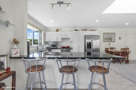 Photo of property in 81 Reading Street, Greytown, 5712