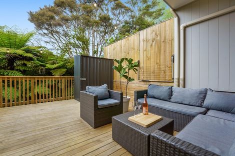 Photo of property in 41 Morihana Close, Glen Eden, Auckland, 0602