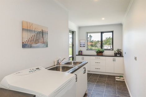 Photo of property in 73 Mcpadden Road, Westport, 7892