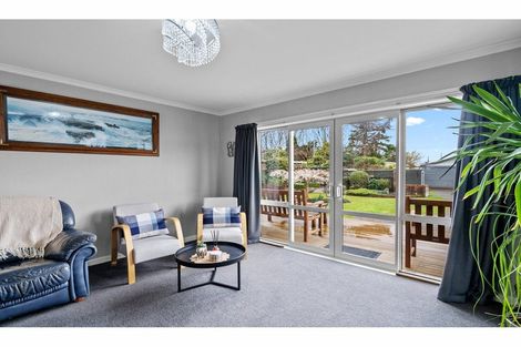 Photo of property in 1 Collean Street, Wallacetown, 9816