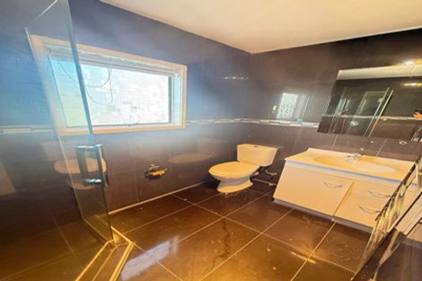 Photo of property in 1/15 Roseberry Avenue, Birkenhead, Auckland, 0626