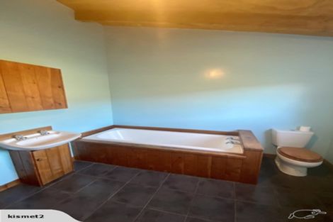 Photo of property in 69 Tarrant Road, Helensville, 0875