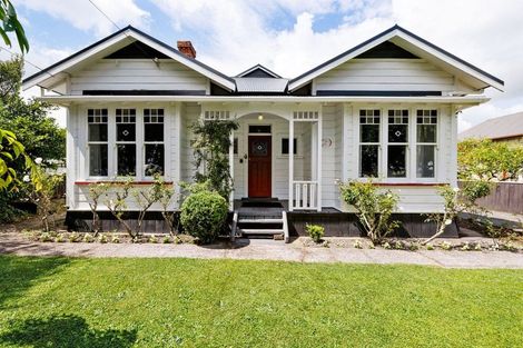 Photo of property in 41 Queen Street, Cambridge, 3434