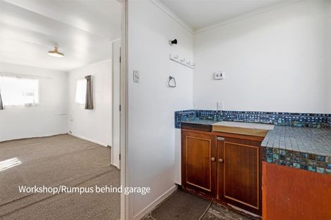 Photo of property in 173 Ngatai Road, Otumoetai, Tauranga, 3110