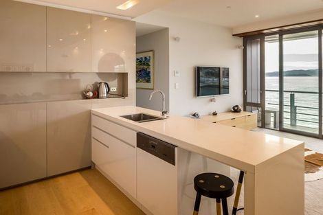 Photo of property in Clyde Quay Wharf, 1a/7 Clyde Quay Wharf, Te Aro, Wellington, 6011