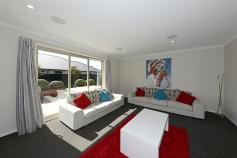 Photo of property in 4 Crown Close, Prebbleton, 7604