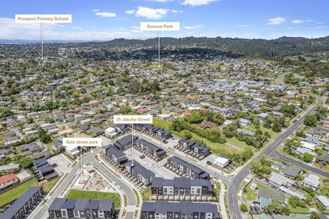 Photo of property in 39 Jabuka Street, Glen Eden, Auckland, 0602