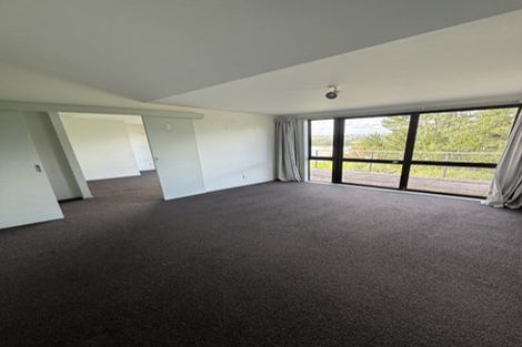 Photo of property in 23 James Paige Lane, Riverhead, Albany, 0793