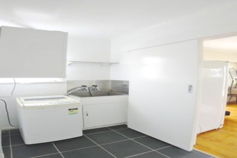 Photo of property in 28 Sturdee Road, Manurewa, Auckland, 2102