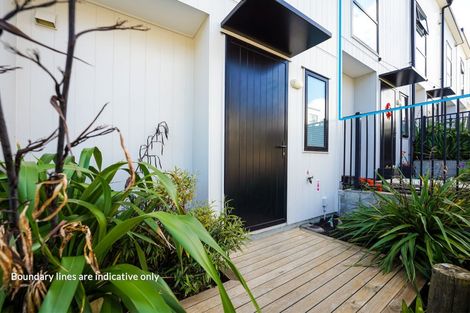 Photo of property in 22 Tokai Place, Glen Eden, Auckland, 0602