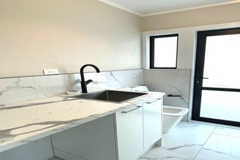 Photo of property in 2/124 Finlayson Avenue, Clendon Park, Auckland, 2103