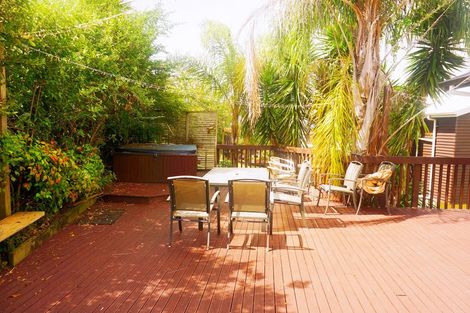 Photo of property in 49b Rua Road, Glen Eden, Auckland, 0602