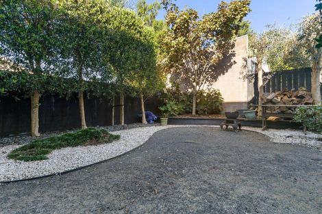 Photo of property in 49 Clare Street, Cambridge, 3434