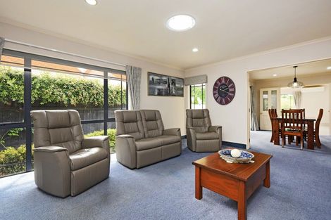 Photo of property in 150 Avenue Road, Greenmeadows, Napier, 4112