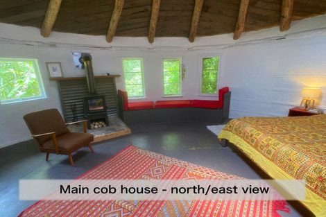 Photo of property in 4 Te Pahi River Drive, Paparoa, Maungaturoto, 0583